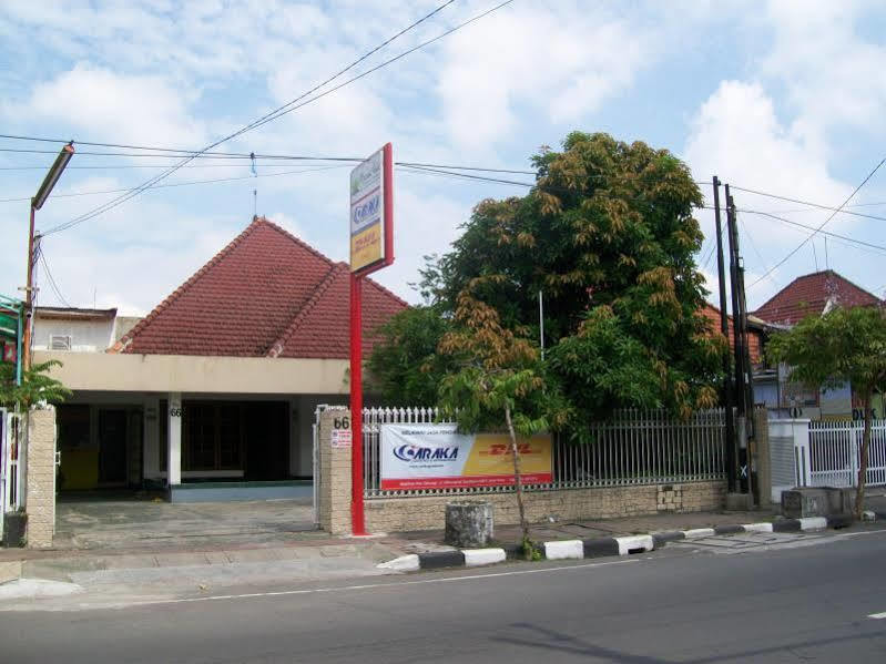 Krowi Inn Surabaya Dış mekan fotoğraf